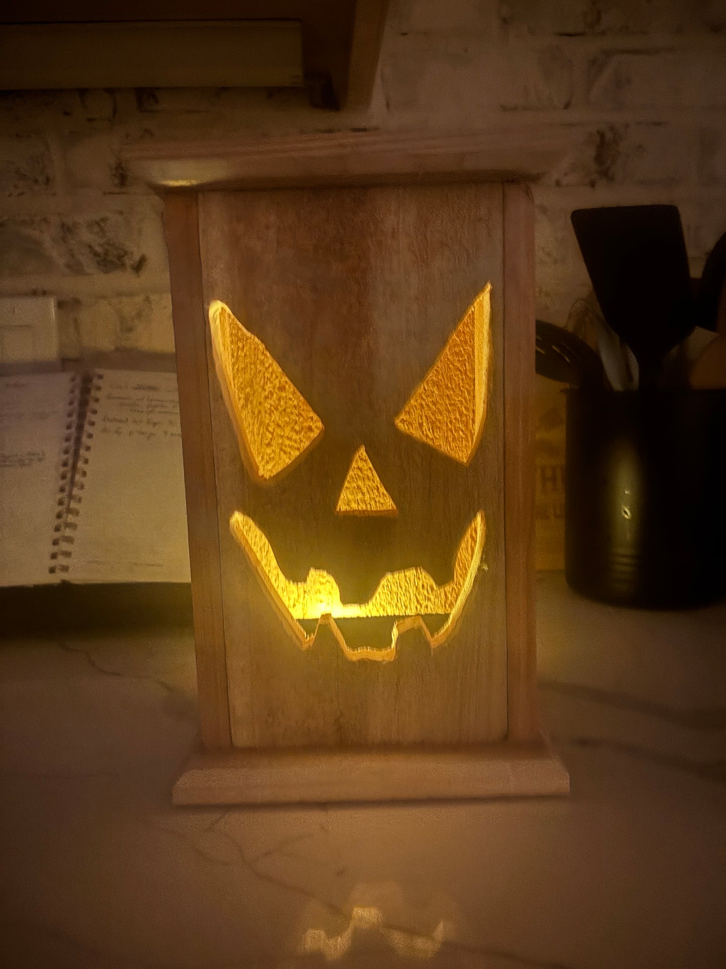 Smiling Rustic Cedar Halloween lantern Free shipping
